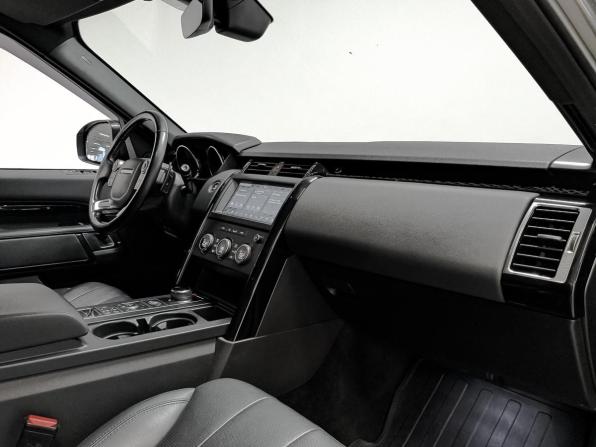 Land Rover Discovery V с пробегом 2018 года, цена 3 300 000 рублей, 182516 км, внедорожник, Автокод Объявления