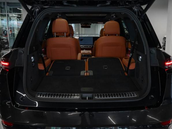 Li Auto (Lixiang) L9 I Рестайлинг с пробегом 2025 года, цена 8 900 000 рублей, 50 км, внедорожник, Автокод Объявления