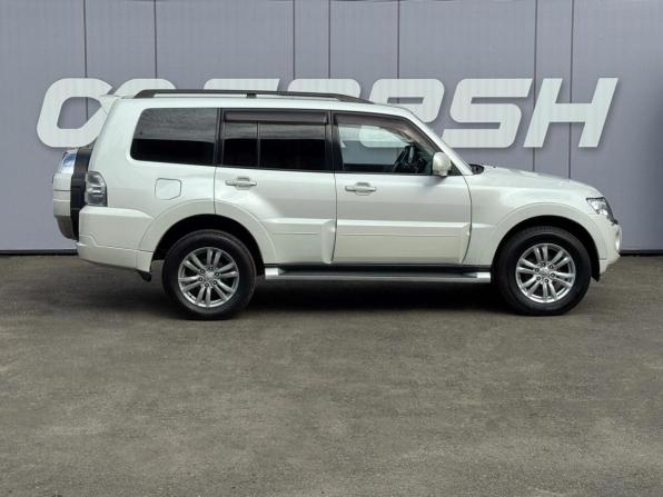 Mitsubishi Pajero IV Рестайлинг 1 с пробегом 2013 года, цена 1 649 000 рублей, 230261 км, внедорожник, Автокод Объявления