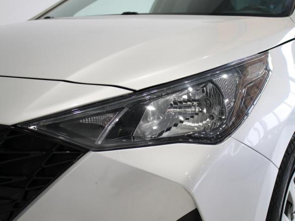 Hyundai Solaris II Рестайлинг с пробегом 2022 года, цена 1 620 000 рублей, 107000 км, седан, Автокод Объявления