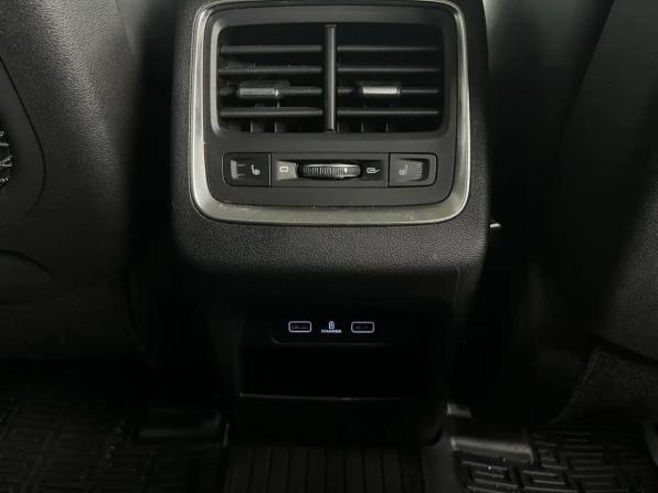 Geely Atlas Pro с пробегом 2024 года, цена 2 000 000 рублей, 46106 км, внедорожник, Автокод Объявления