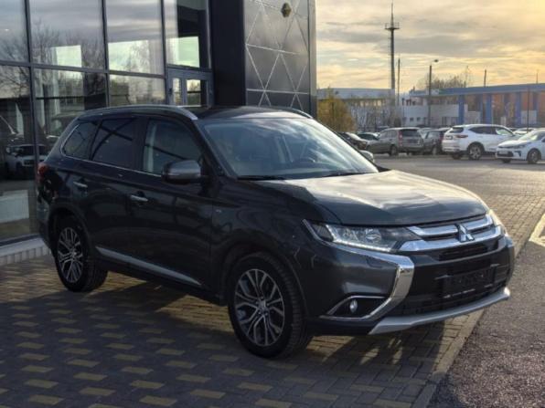 Mitsubishi Outlander III Рестайлинг 2 с пробегом 2015 года, цена 2 127 000 рублей, 146770 км, внедорожник, Автокод Объявления