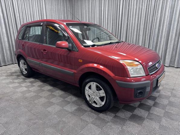 Ford Fusion I Рестайлинг с пробегом 2007 года, цена 450 000 рублей, 142860 км, хэтчбек, Автокод Объявления