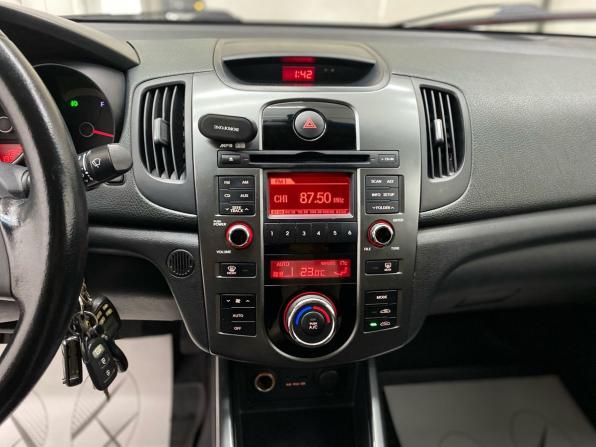 Kia Cerato II с пробегом 2009 года, цена 529 000 рублей, 199130 км, седан, Автокод Объявления