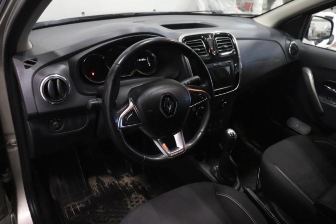 Renault Logan II Рестайлинг с пробегом 2019 года, цена 976 000 рублей, 118789 км, седан, Автокод Объявления