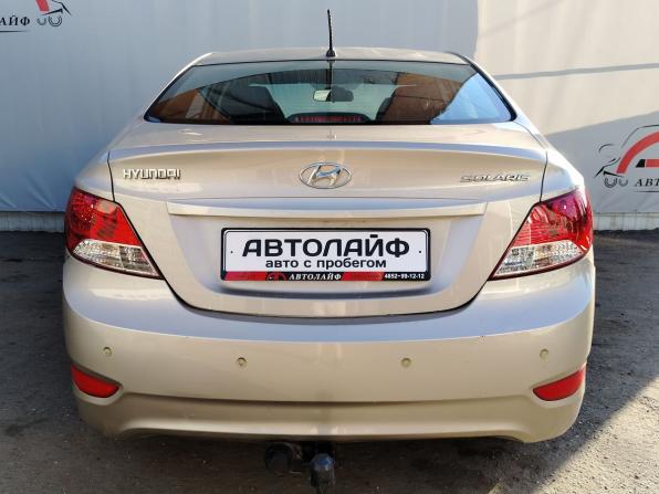 Hyundai Solaris I с пробегом 2013 года, цена 680 000 рублей, 195931 км, седан, Автокод Объявления