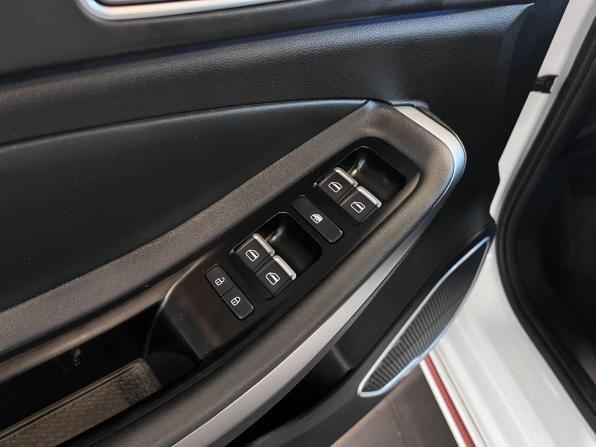 Omoda S5 с пробегом 2023 года, цена 1 200 000 рублей, 116310 км, седан, Автокод Объявления