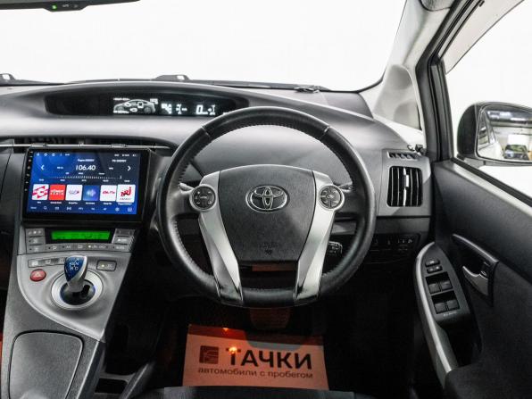 Toyota Prius III Рестайлинг (XW30) с пробегом 2013 года, цена 1 089 500 рублей, 223936 км, лифтбек, Автокод Объявления
