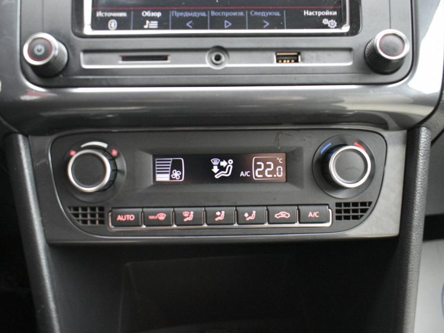 Volkswagen Polo V Рестайлинг Мурманск  - изображение 17