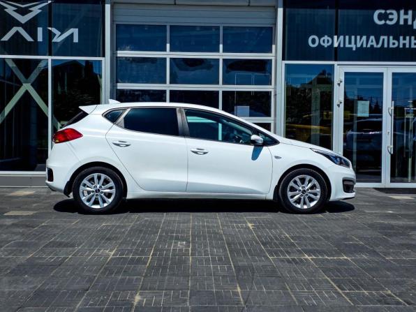 Kia Ceed II Рестайлинг с пробегом 2018 года, цена 1 357 000 рублей, 86000 км, хэтчбек, Автокод Объявления