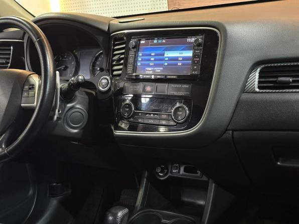 Mitsubishi Outlander III Рестайлинг с пробегом 2014 года, цена 1 999 990 рублей, 119598 км, внедорожник, Автокод Объявления