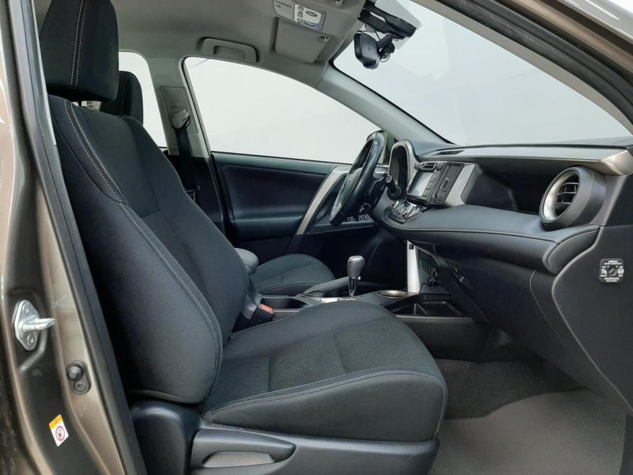 Toyota RAV4 IV (XA40) Москва  - изображение 11