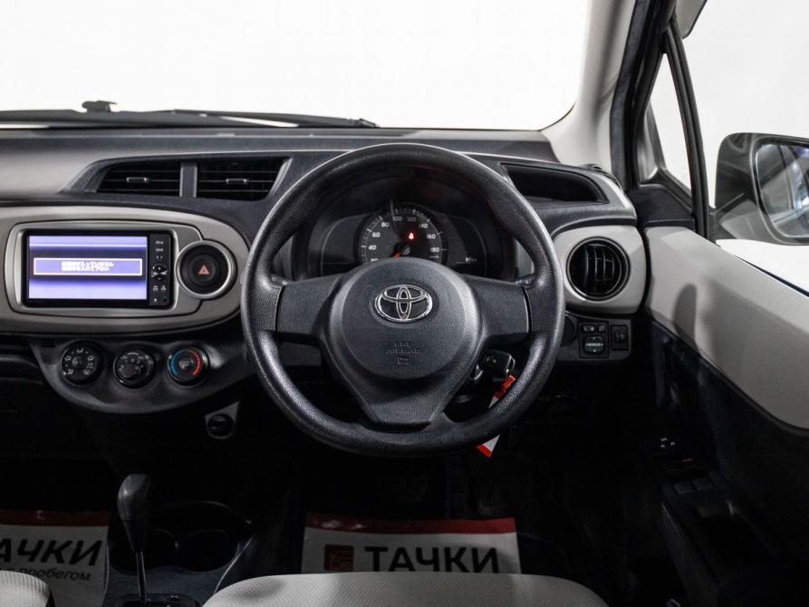 Toyota Vitz III (XP130) Иркутск  - изображение 9