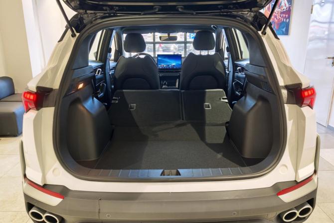 Новый Geely Coolray I Рестайлинг 2 2026 года, цена 2 674 990 рублей, внедорожник, Автокод Объявления