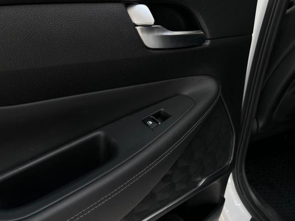 Hyundai Santa Fe IV с пробегом 2019 года, цена 3 270 000 рублей, 124900 км, внедорожник, Автокод Объявления