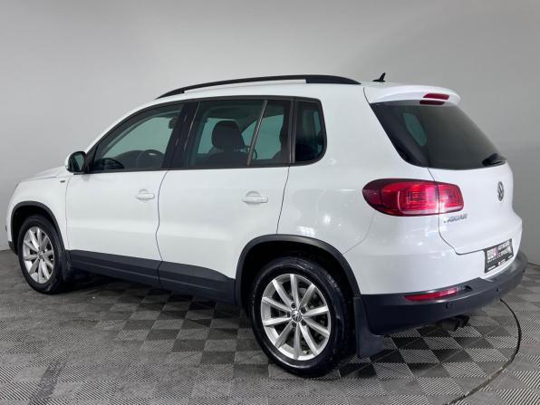 Volkswagen Tiguan I Рестайлинг с пробегом 2016 года, цена 1 490 000 рублей, 137030 км, внедорожник, Автокод Объявления