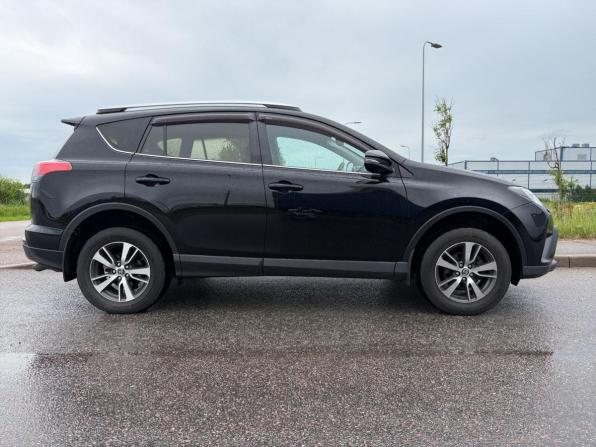 Toyota RAV4 IV (XA40) Рестайлинг с пробегом 2017 года, цена 2 250 000 рублей, 128000 км, внедорожник, Автокод Объявления