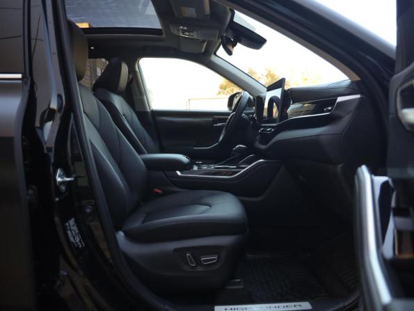 Toyota Highlander IV (XU70) с пробегом 2026 года, цена 5 399 000 рублей, 5548 км, внедорожник, Автокод Объявления