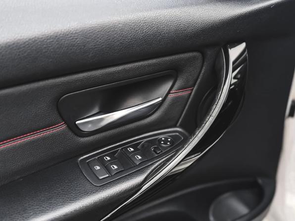 BMW 3 серии VI (F3x) с пробегом 2013 года, цена 1 660 000 рублей, 202445 км, седан, Автокод Объявления