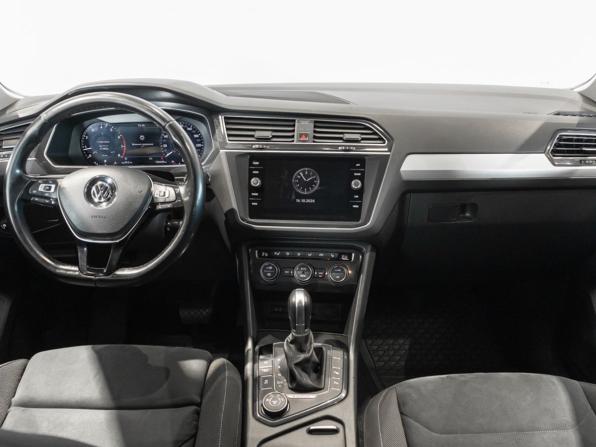 Volkswagen Tiguan II с пробегом 2017 года, цена 2 550 000 рублей, 124248 км, внедорожник, Автокод Объявления