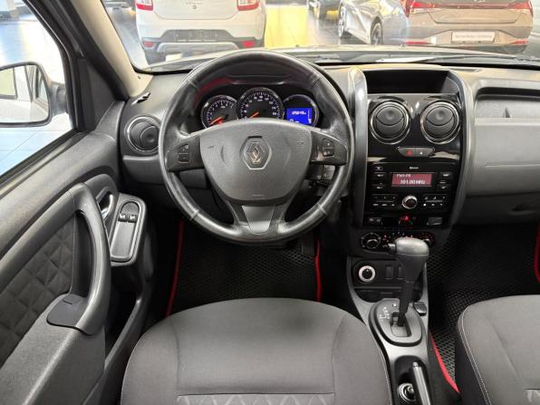 Renault Duster I Рестайлинг с пробегом 2017 года, цена 1 358 000 рублей, 125649 км, внедорожник, Автокод Объявления