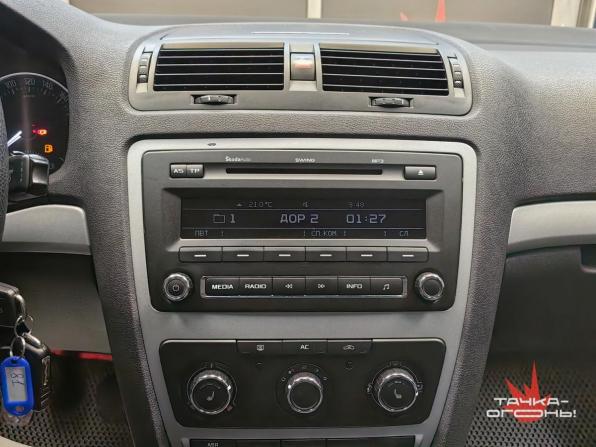 Skoda Octavia II (A5) Рестайлинг с пробегом 2012 года, цена 798 000 рублей, 147000 км, лифтбек, Автокод Объявления