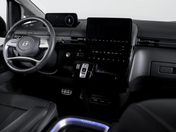 Hyundai Staria I с пробегом 2022 года, цена 6 050 000 рублей, 15509 км, минивэн, Автокод Объявления