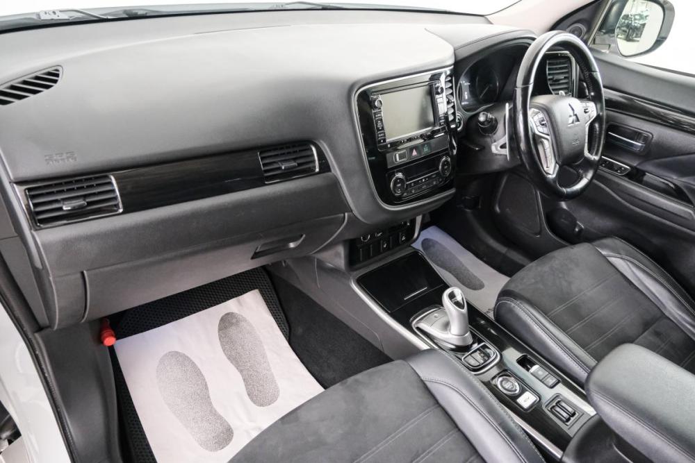 Mitsubishi Outlander III Рестайлинг 3 Красноярск  - изображение 13