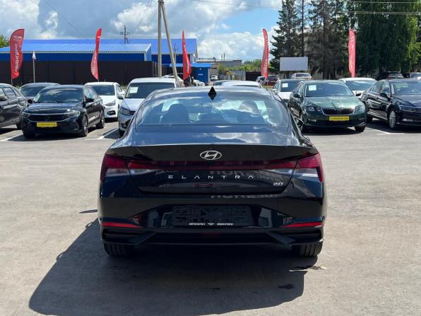 Hyundai Elantra VII (CN7) с пробегом 2021 года, цена 2 350 000 рублей, 21950 км, седан, Автокод Объявления
