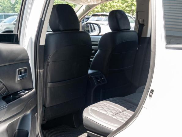 Mitsubishi Outlander III Рестайлинг 3 с пробегом 2022 года, цена 2 970 000 рублей, 26657 км, внедорожник, Автокод Объявления