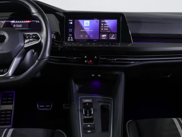 Volkswagen Golf VIII с пробегом 2021 года, цена 2 750 000 рублей, 42350 км, хэтчбек, Автокод Объявления