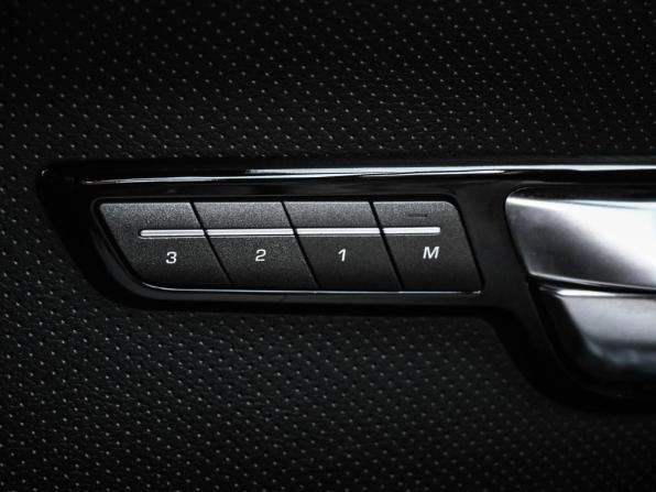 Land Rover Range Rover Evoque I с пробегом 2012 года, цена 2 234 000 рублей, 222716 км, внедорожник, Автокод Объявления
