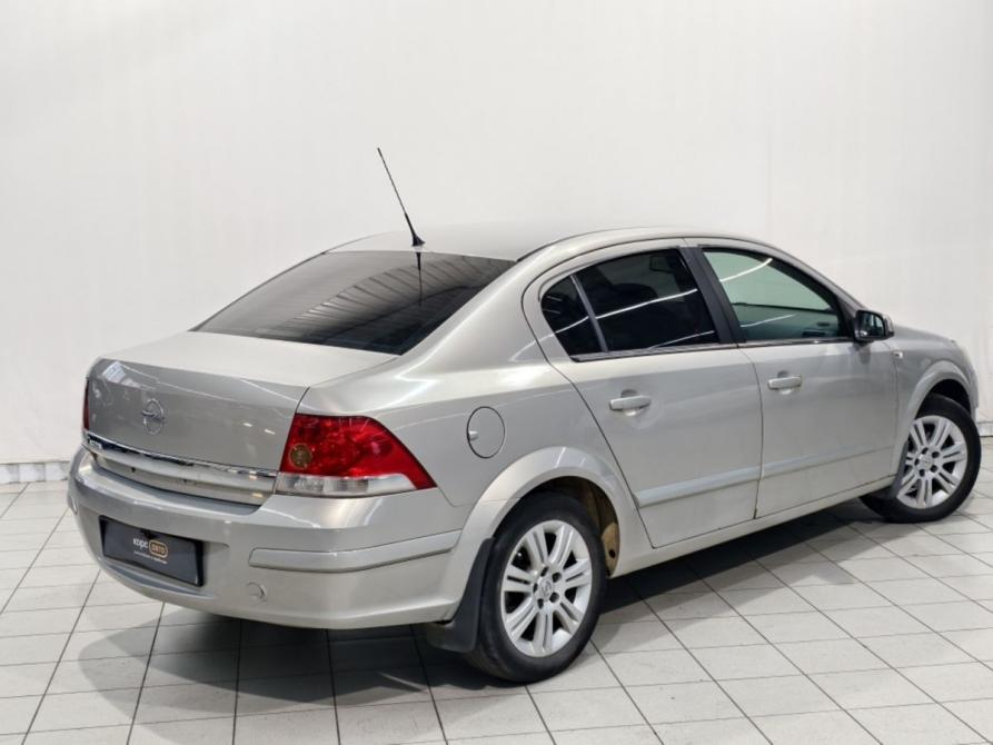 Opel Astra H Рестайлинг Курск  - изображение 3
