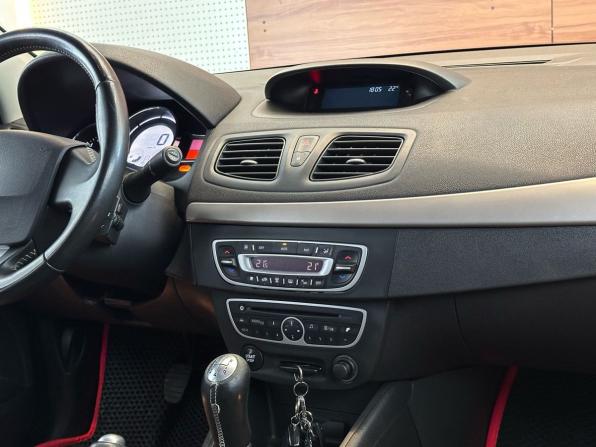 Renault Fluence I с пробегом 2012 года, цена 630 000 рублей, 185554 км, седан, Автокод Объявления