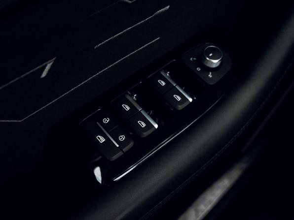 Geely Monjaro I с пробегом 2024 года, цена 3 349 000 рублей, 65830 км, внедорожник, Автокод Объявления
