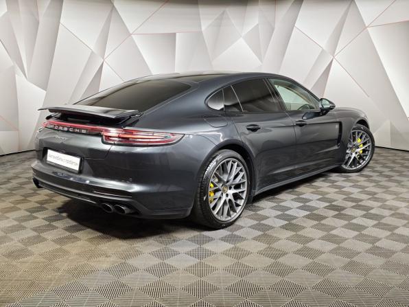 Porsche Panamera II с пробегом 2017 года, цена 4 995 000 рублей, 124511 км, лифтбек, Автокод Объявления