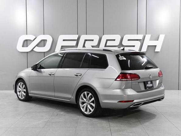 Volkswagen Golf VII Рестайлинг с пробегом 2018 года, цена 1 379 000 рублей, 258099 км, универсал, Автокод Объявления