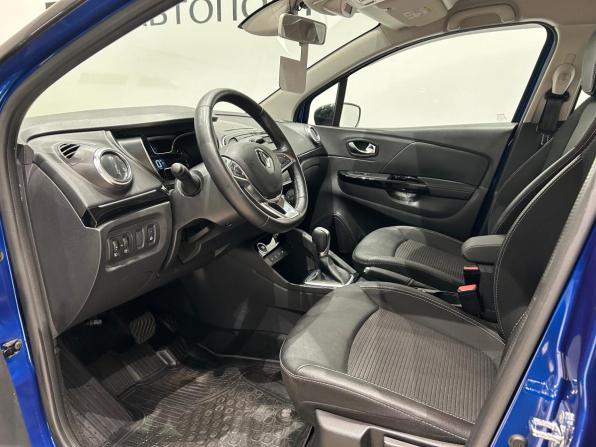 Renault Kaptur I Рестайлинг с пробегом 2021 года, цена 1 709 000 рублей, 64702 км, внедорожник, Автокод Объявления