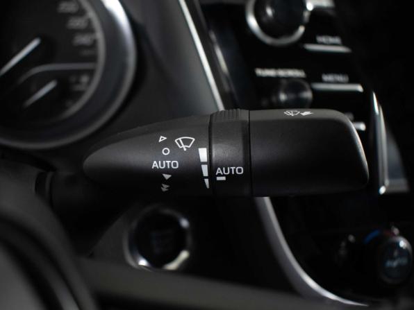 Toyota Camry VIII (XV70) с пробегом 2019 года, цена 2 657 000 рублей, 87402 км, седан, Автокод Объявления