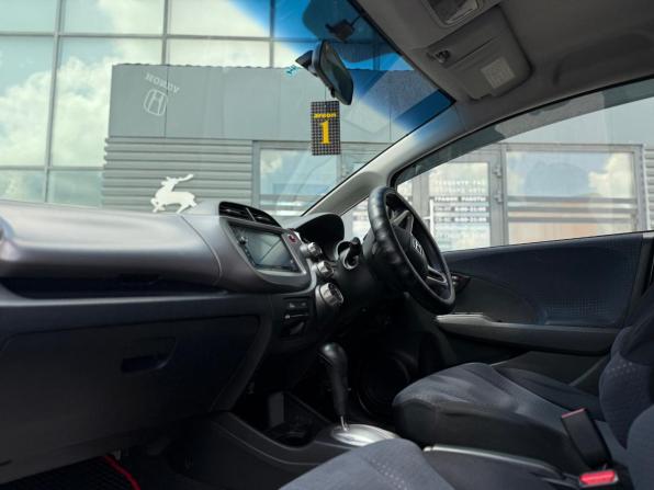Honda Fit II с пробегом 2009 года, цена 790 000 рублей, 204000 км, хэтчбек, Автокод Объявления