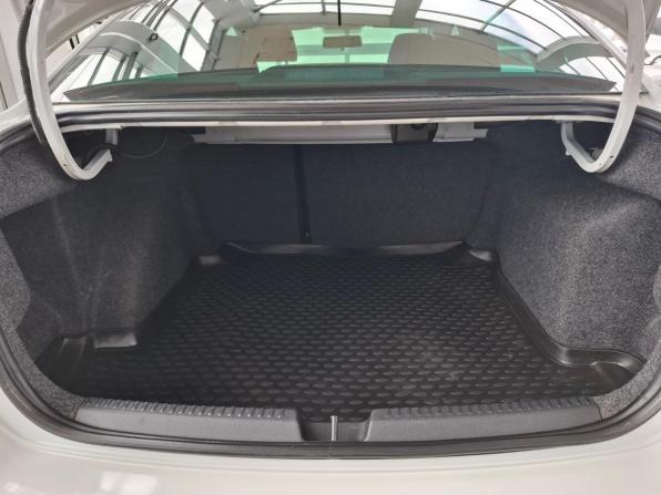 Volkswagen Polo V Рестайлинг с пробегом 2019 года, цена 1 245 000 рублей, 112936 км, седан, Автокод Объявления
