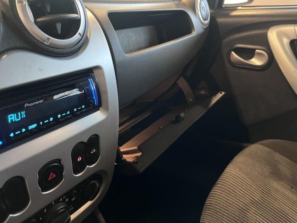 Renault Sandero I с пробегом 2013 года, цена 520 000 рублей, 201395 км, хэтчбек, Автокод Объявления