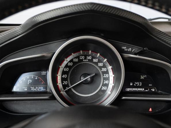 Mazda 3 III (BM) с пробегом 2015 года, цена 1 180 000 рублей, 176194 км, седан, Автокод Объявления