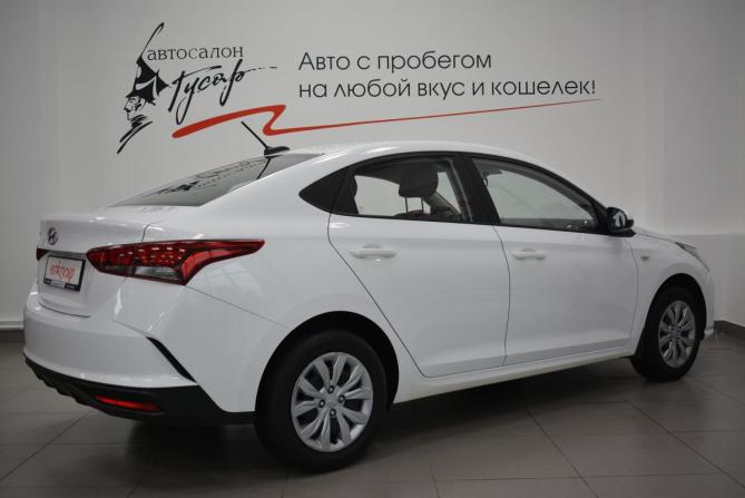 Hyundai Solaris II Рестайлинг с пробегом 2021 года, цена 1 649 000 рублей, 75000 км, седан, Автокод Объявления