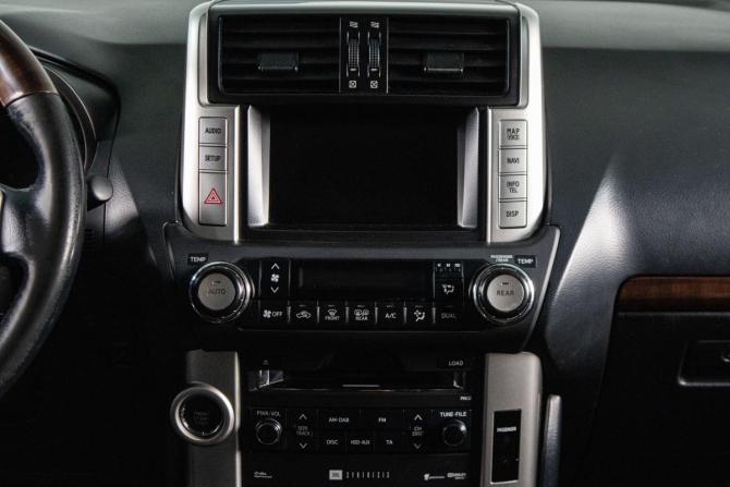 Toyota Land Cruiser Prado 150 Series с пробегом 2010 года, цена 2 439 000 рублей, 268000 км, внедорожник, Автокод Объявления