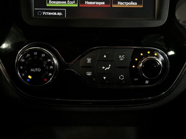 Renault Kaptur I с пробегом 2017 года, цена 1 389 900 рублей, 160555 км, внедорожник, Автокод Объявления