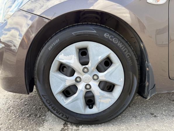 Hyundai Solaris I Рестайлинг с пробегом 2014 года, цена 930 000 рублей, 114591 км, хэтчбек, Автокод Объявления