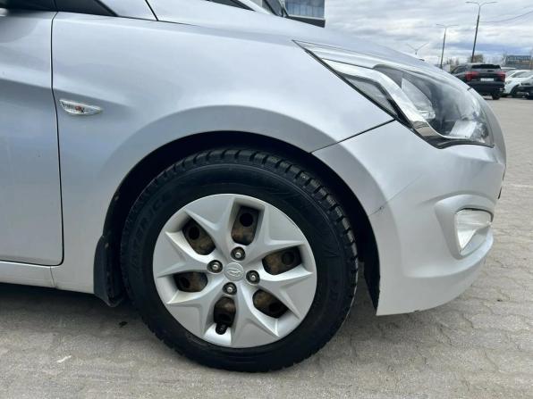 Hyundai Solaris I Рестайлинг с пробегом 2015 года, цена 915 000 рублей, 105687 км, седан, Автокод Объявления