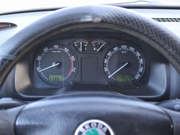 Skoda Octavia I (A4) Рестайлинг с пробегом 2008 года, цена 349 000 рублей, 238627 км, лифтбек, Автокод Объявления