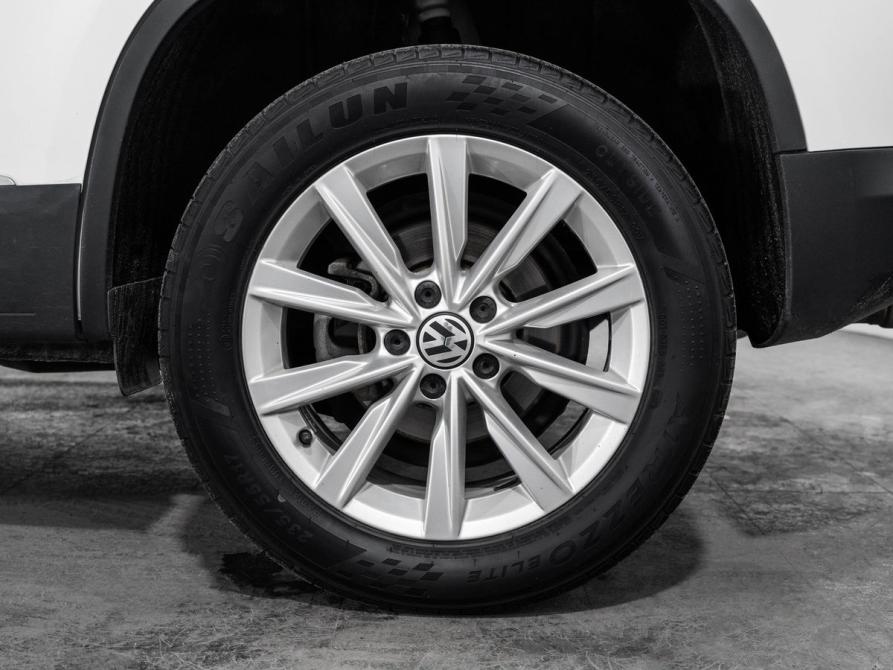 Volkswagen Tiguan I Рестайлинг Иркутск  - изображение 18